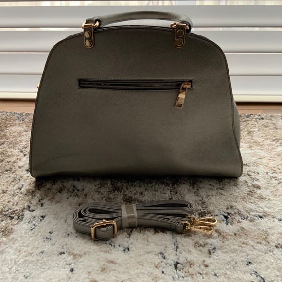 Grey and Gold rhinestone Purse - Picture 3 of 4